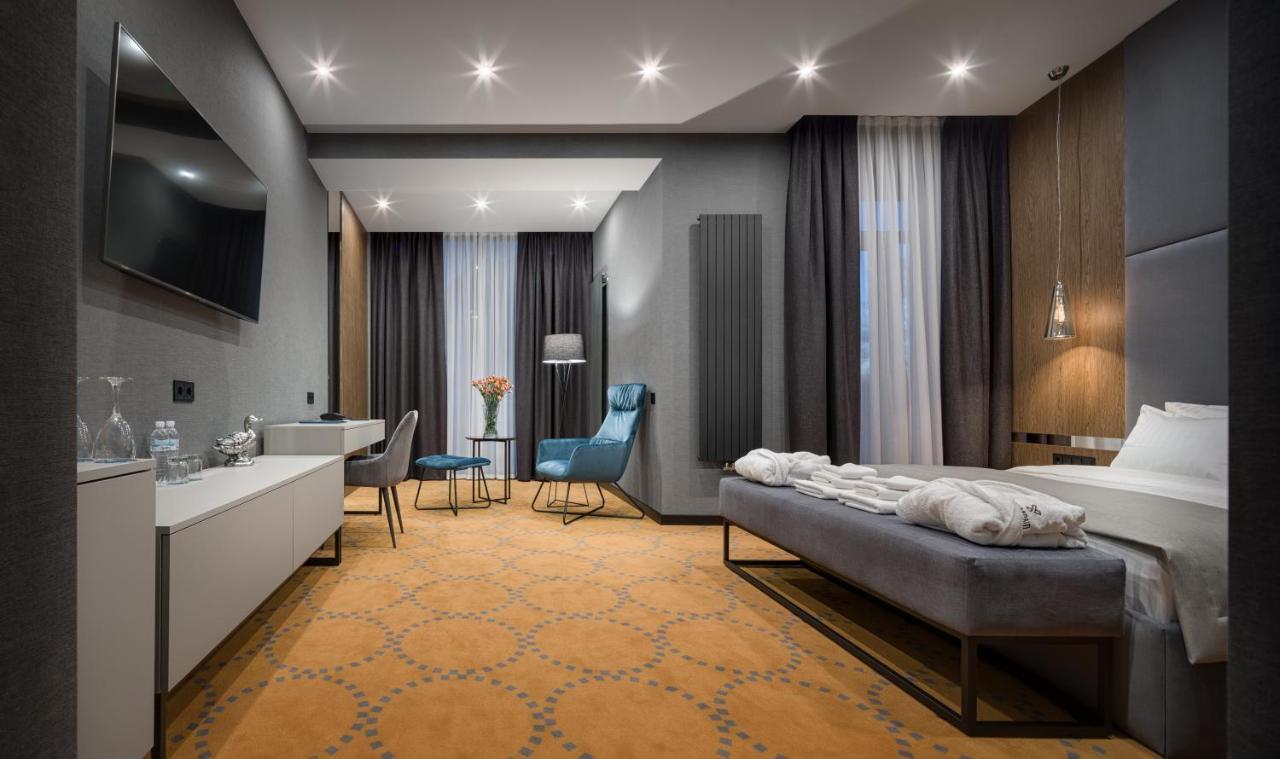 Hotel Raymond Truszkavec Kültér fotó